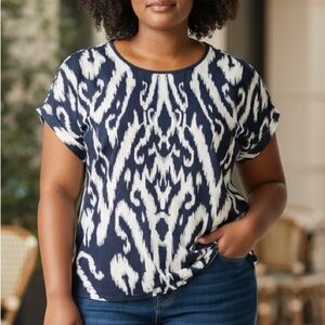 BLACK LABEL by CHICOS Black sleeveless black and white blouse Size 3